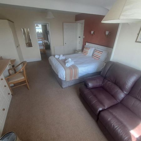 Lion Hotel & Studio Apartments Criccieth Luaran gambar