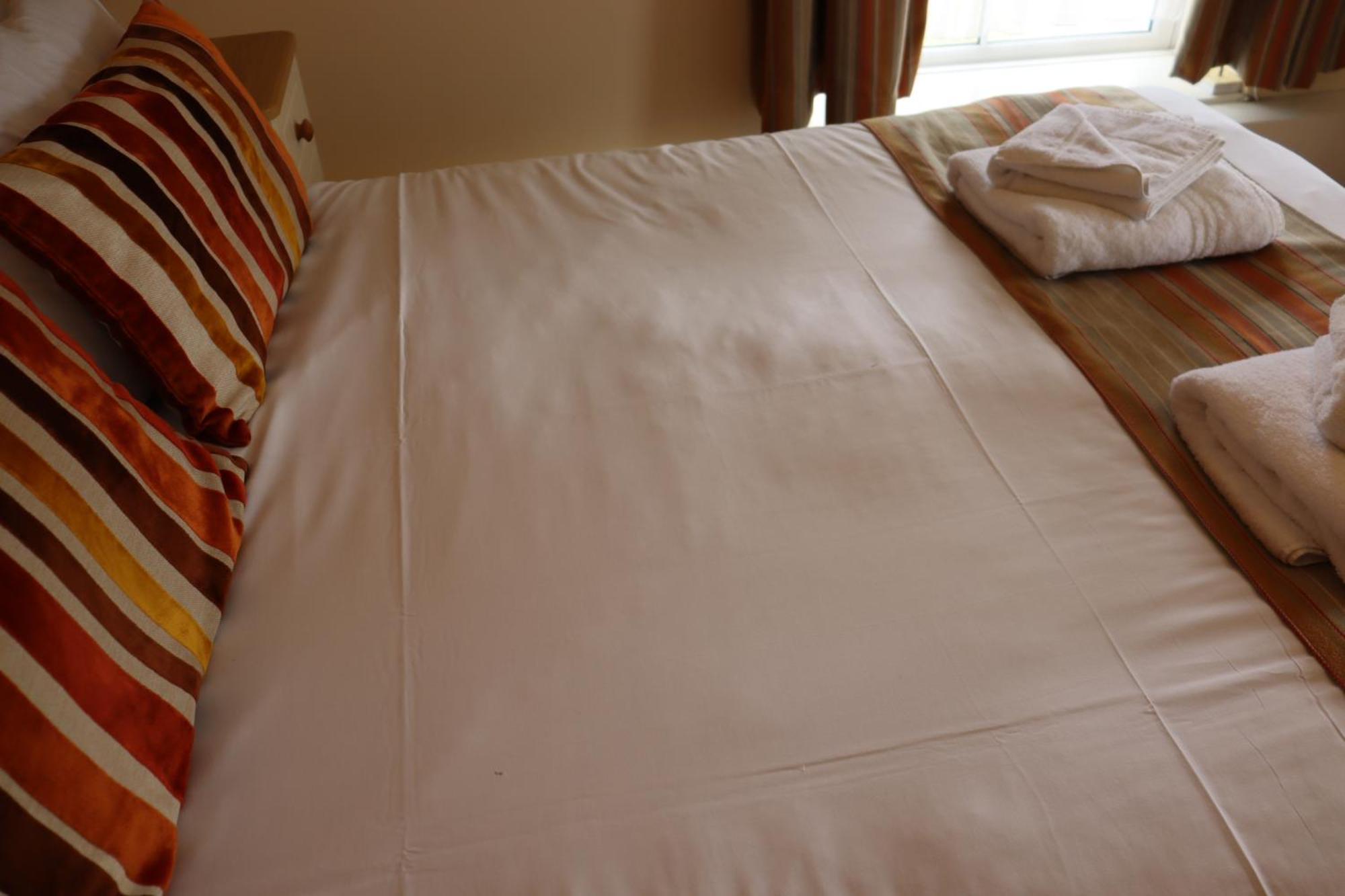 Lion Hotel & Studio Apartments Criccieth Luaran gambar