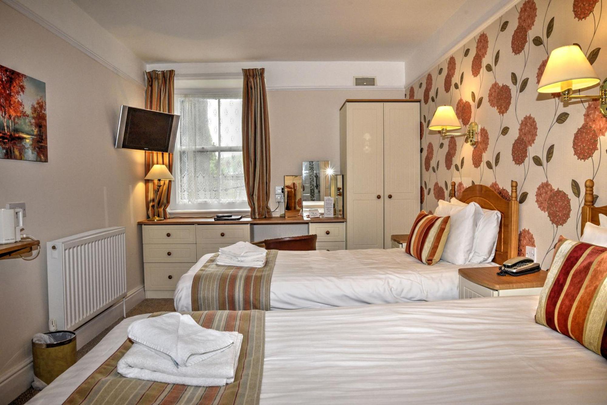Lion Hotel & Studio Apartments Criccieth Luaran gambar