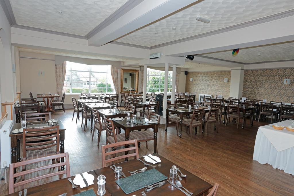 Lion Hotel & Studio Apartments Criccieth Luaran gambar