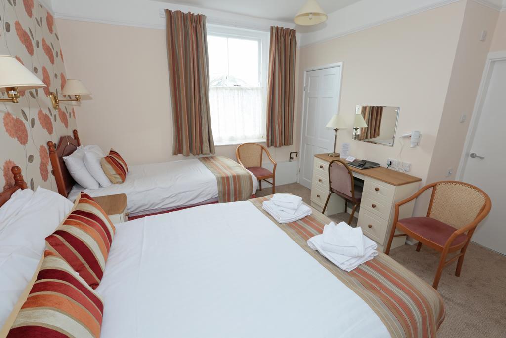 Lion Hotel & Studio Apartments Criccieth Luaran gambar