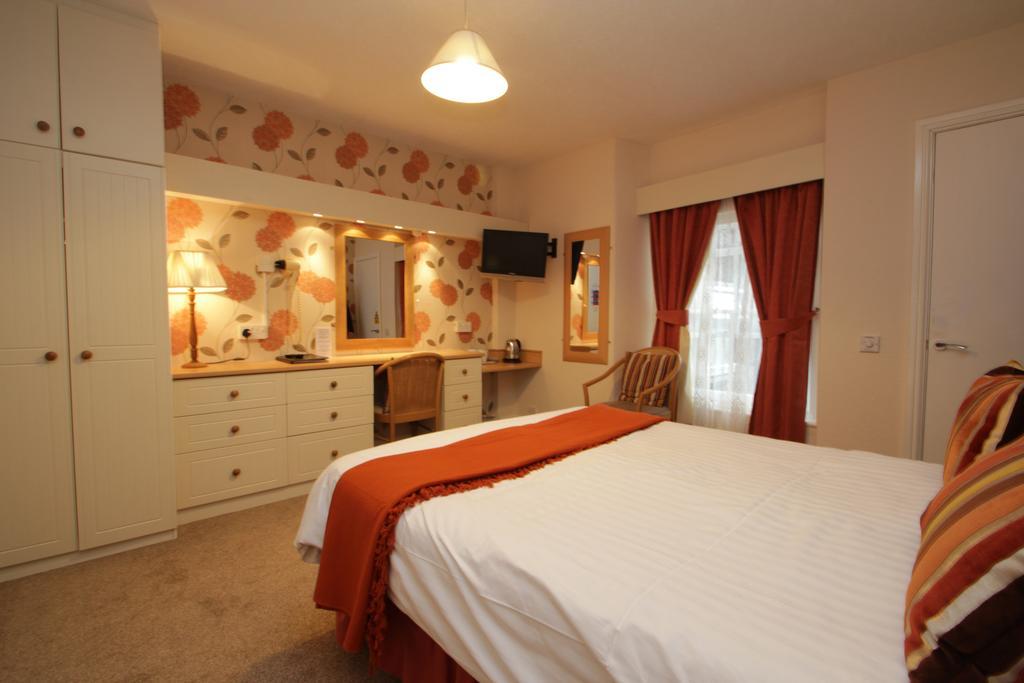 Lion Hotel & Studio Apartments Criccieth Luaran gambar
