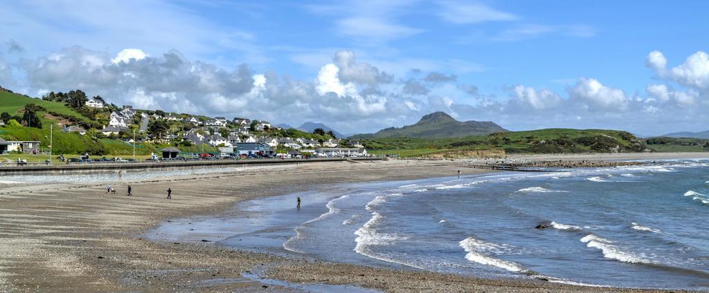 Lion Hotel & Studio Apartments Criccieth Luaran gambar