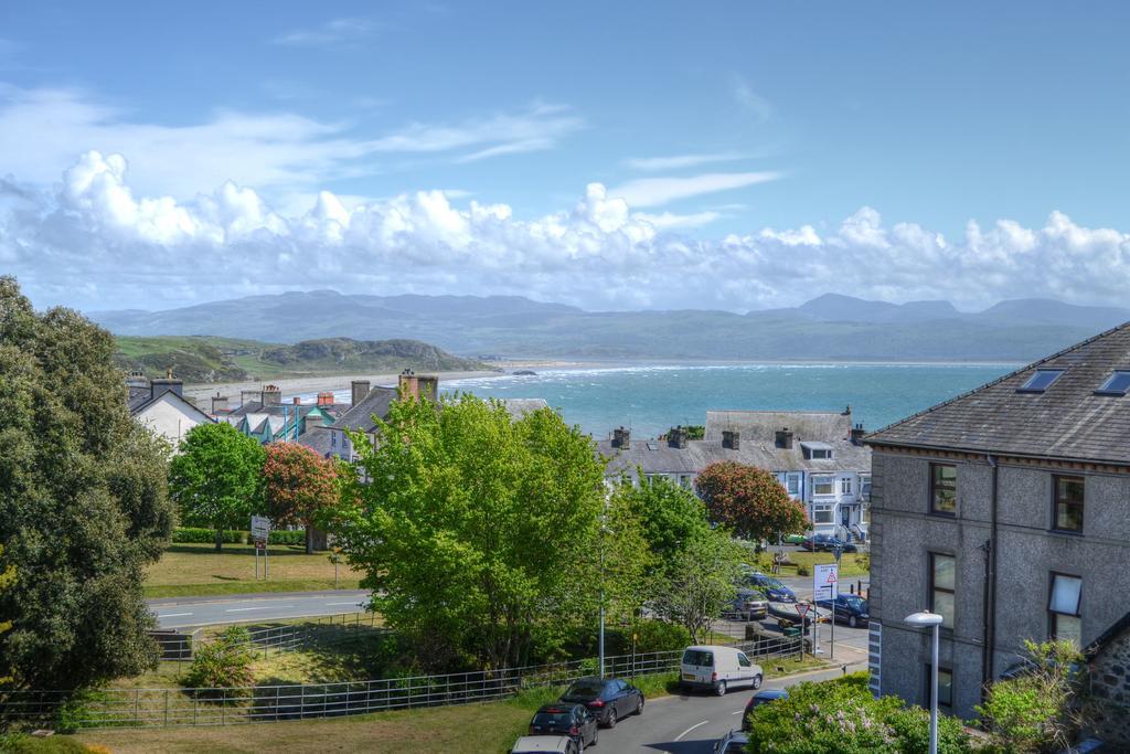 Lion Hotel & Studio Apartments Criccieth Luaran gambar