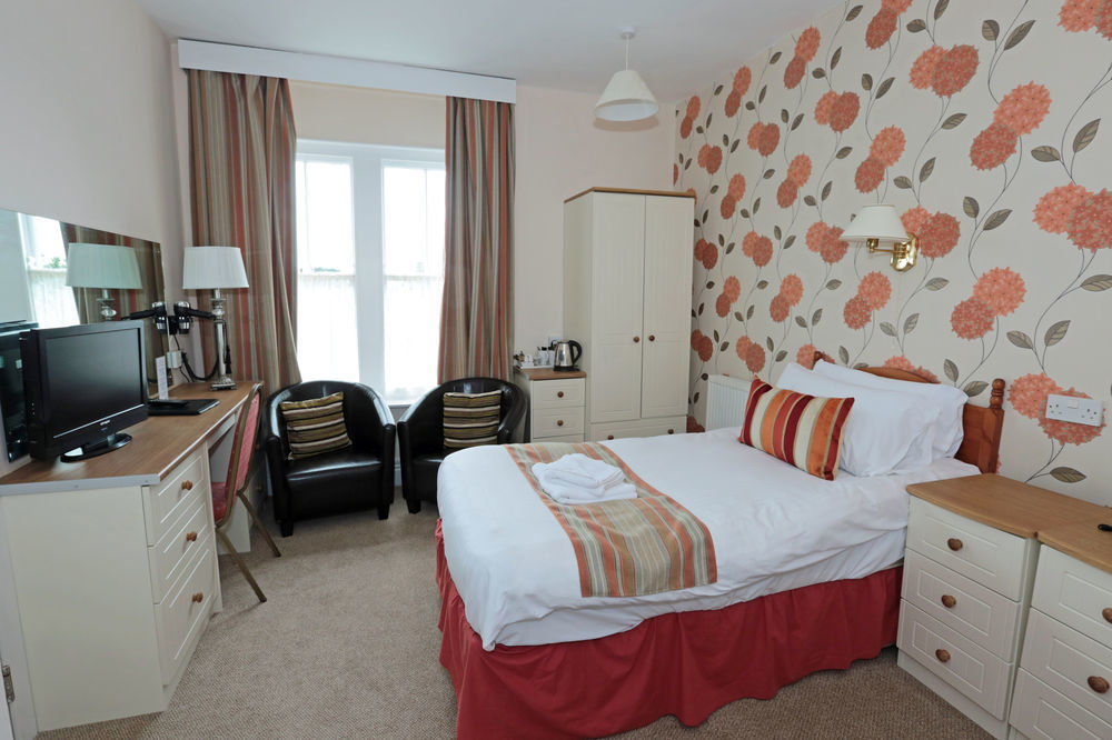 Lion Hotel & Studio Apartments Criccieth Luaran gambar
