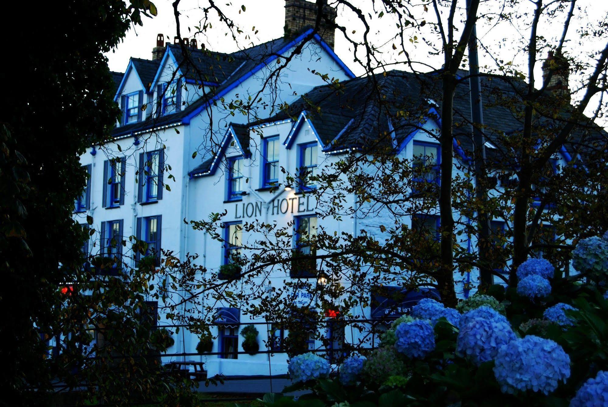 Lion Hotel & Studio Apartments Criccieth Luaran gambar