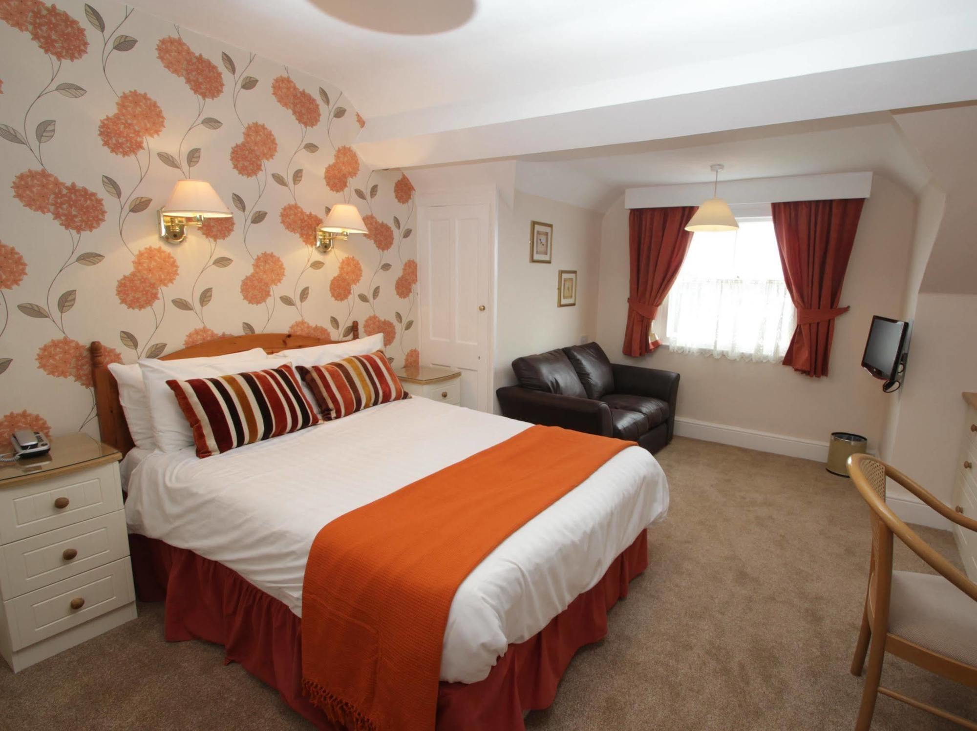 Lion Hotel & Studio Apartments Criccieth Luaran gambar